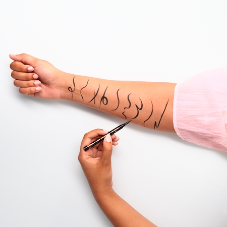 essence Eyeliner Pen eyeliner feutre yeux