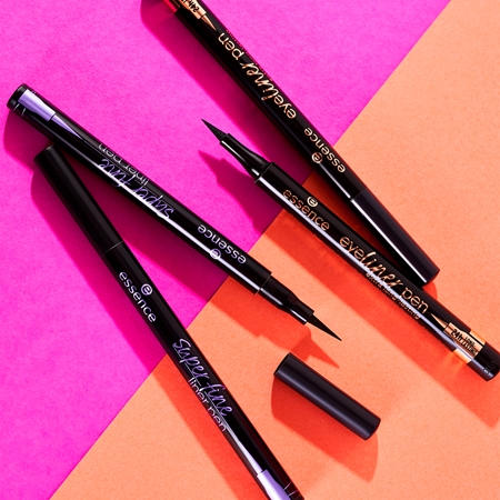essence Super Fine Liner Pen črtalo za oči v obliki flomastra