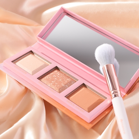 essence love that GLOW & BRONZE palette contouring