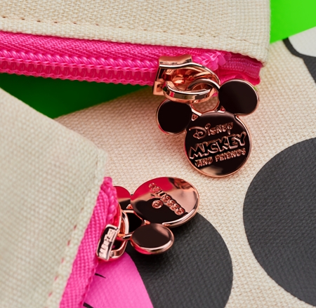 essence Disney Mickey and Friends kosmetiktasche