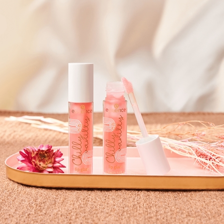 essence Chilly Vanilla błyszczyk do ust