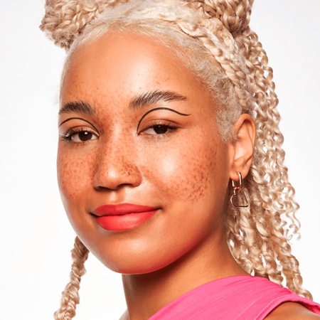 essence BLUSH crush! rumenilo