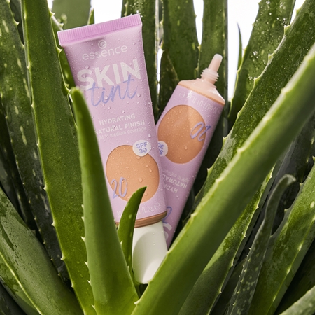 essence SKIN tint Lightweight Tinted Moisturizer SPF 30