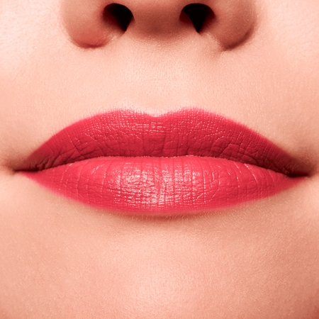 essence The slim STICK rouge à lèvres longue tenue
