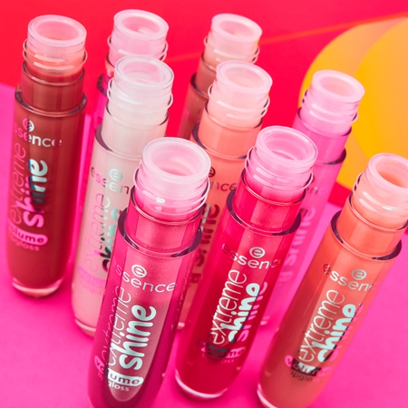 essence Extreme Shine Täidlasemaks muutev huuleläige
