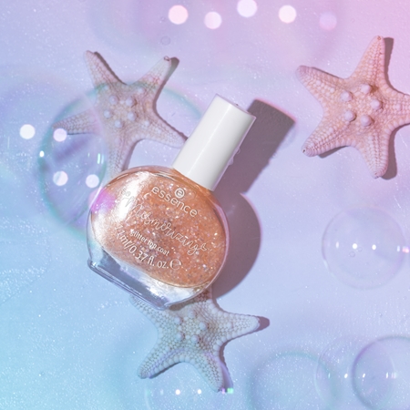 essence So Mesmerizing vernis de protection à paillettes