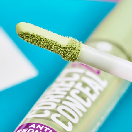 essence CORRECT & CONCEAL corretor anti-vermelhidão