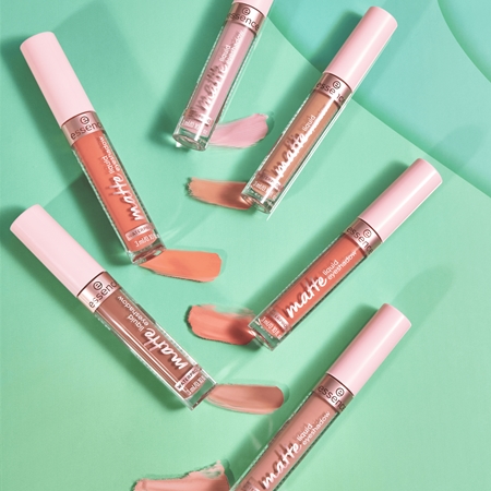 essence Matte рідкі тіні для повік