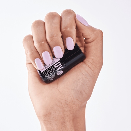 essence studio nails UV GEL NAIL gelový lak na nehty s použitím UV/LED lampy