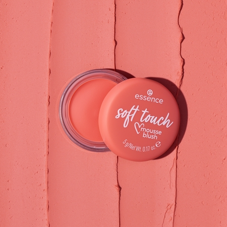 essence Soft Touch blush cremoso