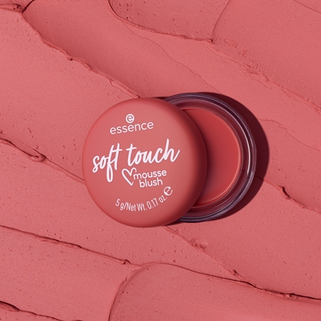 essence Soft Touch кремові рум'яна