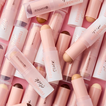 essence FOUNDATION Stick fond de teint longue tenue en stick