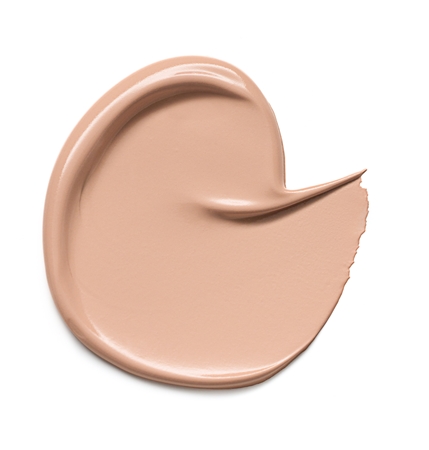 essence CAMOUFLAGE+ MATTE Liquid Concealer with matt effect