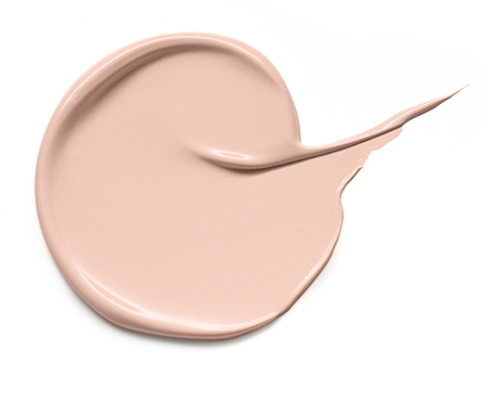 essence CAMOUFLAGE+ MATTE Liquid Concealer with matt effect