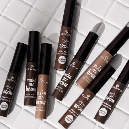 essence Make Me Brow gel za obrvi