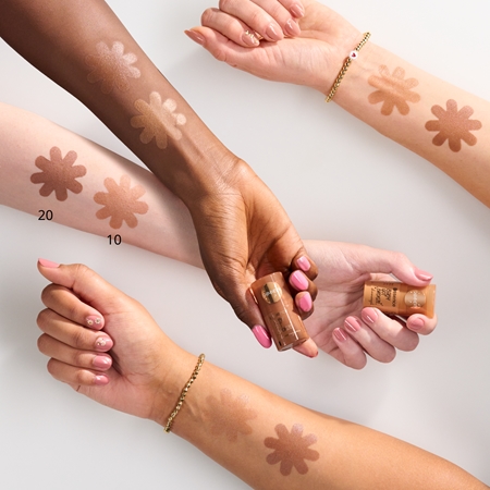 essence baby got bronze rozjasňující bronzer se třpytkami