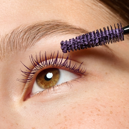 essence Lash PRINCESS Maskara med effekten av lösögonfransar