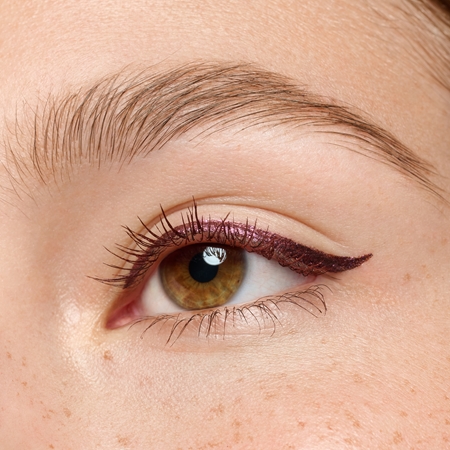essence COLOUR it! Metallic Eye Liner
