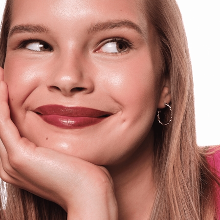 essence Hydra Kiss Kauakestev huulevärv