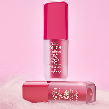 essence Disney Alice in Wonderland liquid blusher with matt effect