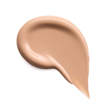 essence silky BLUR Natural Coverage Hydrating Foundation for a matt look