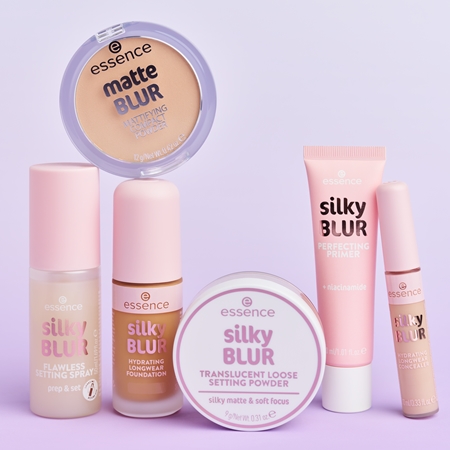 essence matte BLUR Kompaktpuder mit mattierender Wirkung