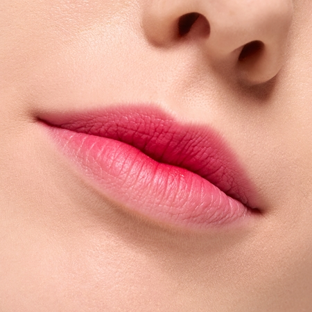 essence Blur Soufflé Matter Flüssig-Lippenstift