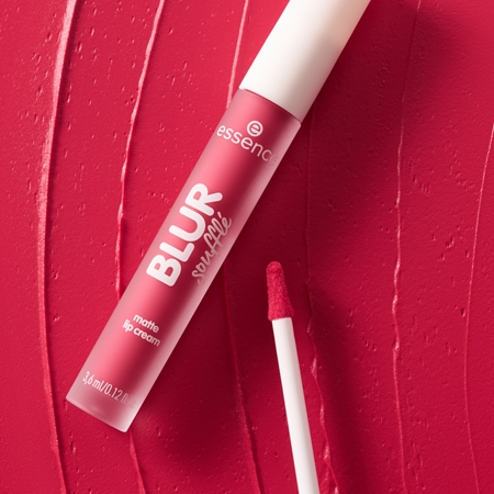 essence Blur Soufflé Matter Flüssig-Lippenstift