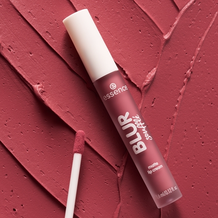 essence Blur Soufflé Vedel matt huulepulk