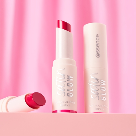 essence satin GLOW cremiger Lippenstift mit Satin-Finish