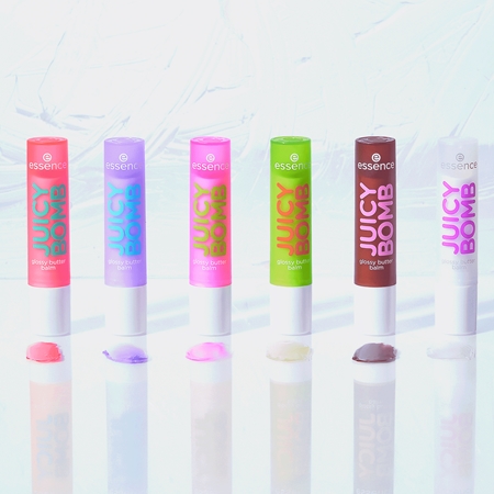 essence Juicy Bomb bálsamo labial