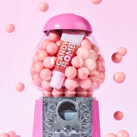 essence Candy Bomb lip gloss