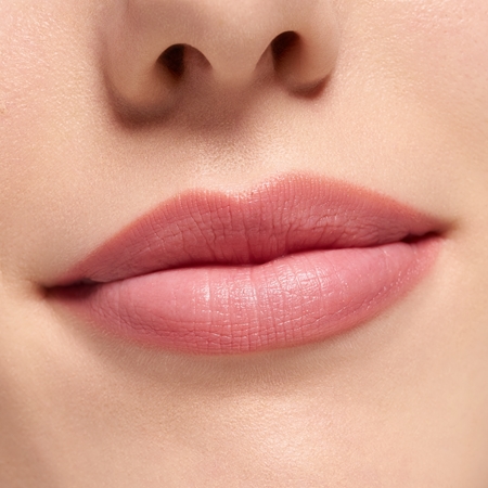 essence POUTline soft glide Lippenkonturenstift