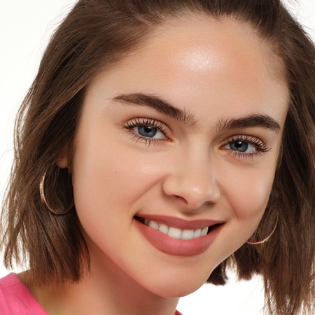 essence POUTline soft glide Huulepliiats