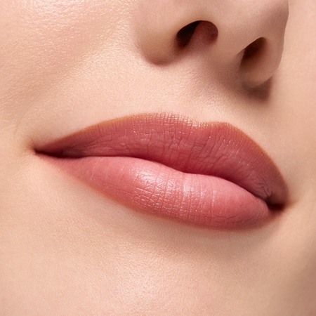 essence POUTline soft glide szájceruza