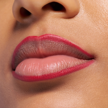 essence POUTline soft glide huulikynä
