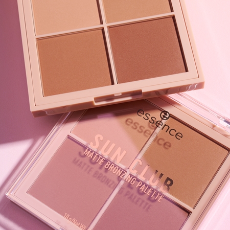 essence Sun Club Bronzing Palette with matt effect