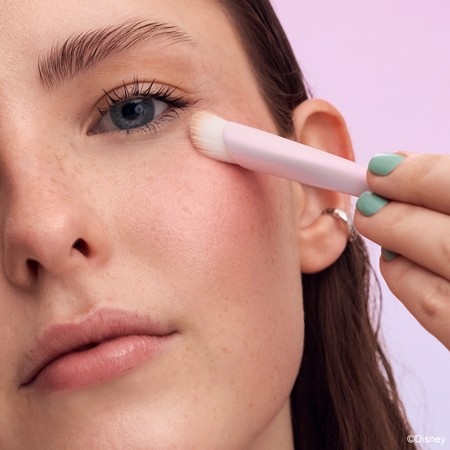 essence Disney The Little Mermaid Concealer Brush