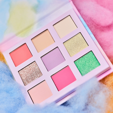 essence WHAT THE FLUFF?! eyeshadow palette