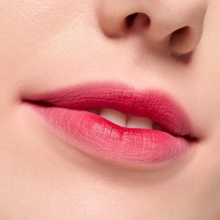 essence Blur Soufflé Vedel matt huulepulk