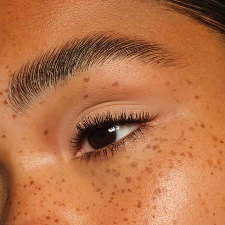 essence BLUR NUDE Eyeshadow Stick