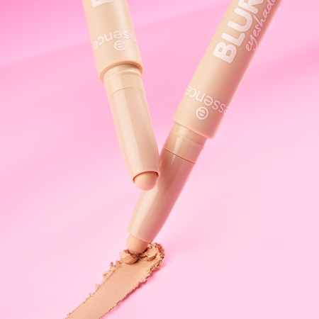 essence BLUR NUDE Eyeshadow Stick