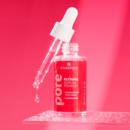 essence pore REFINING SERUM PRIMER pore-minimising serum under makeup