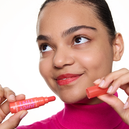 essence JUICY TINT Fixierstift für die Lippen
