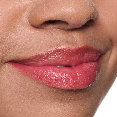 essence HEART CORE tönender Lippenbalsam mit Glanz