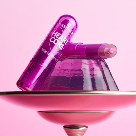 essence HEART CORE baume à lèvres teinté brillance