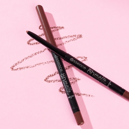essence 8h Matte Comfort Matte Lip Liner with sharpener
