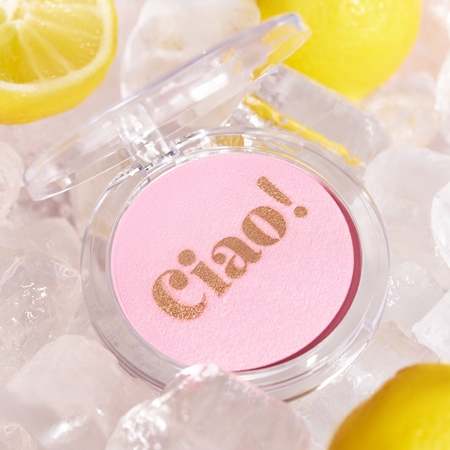 essence Ciao! blusher with illuminator