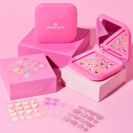 essence Spot Squad Pimple Patches Set | Livrare rapida! | Notino.ro