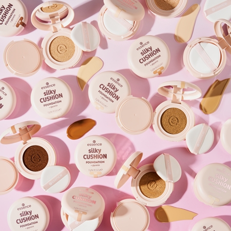 essence silky CUSHION FOUNDATION cushion foundation medium-coverage